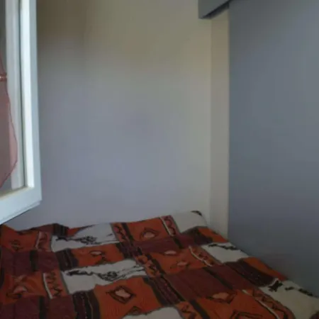 Apartment T2 Bord De Avec Piscine, Parking, Saint-cyprien - Fr-1-225d-13 Saint-Cyprien (Pyrenees-Orientales)
